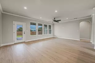 104 Skyline Dr, Glen Rose, TX 76043 - Photo 9