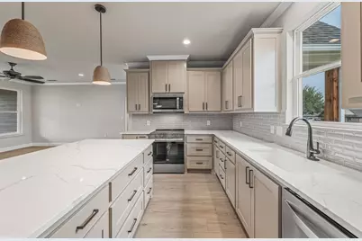 104 Skyline Drive, Glen Rose, TX 76043 - Photo 11