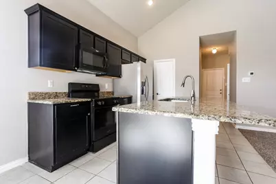 703 Woodcrest Drive, Ennis, TX 75119 - Photo 9