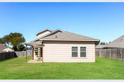 703 Woodcrest Drive, Ennis, TX 75119 - Photo 17