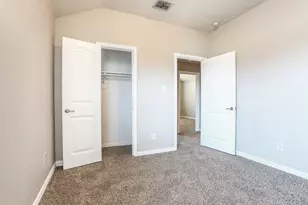 703 Woodcrest Dr, Ennis, TX 75119 - Photo 13