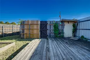 2226 Limestone Ln, Garland, TX 75040 - Photo 15