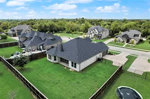 704 Toby Trl, Mansfield, TX 76063 - Photo 7