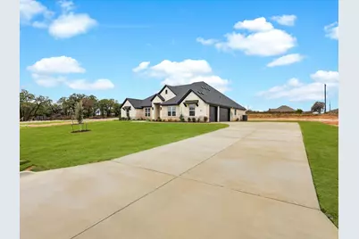 2001 Forest Bridge Drive, Azle, TX 76020 - Photo 3
