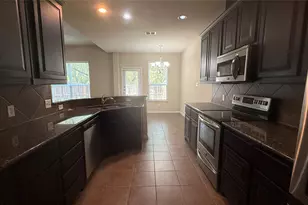 173 Barrington Ln, Lewisville, TX 75067 - Photo 5