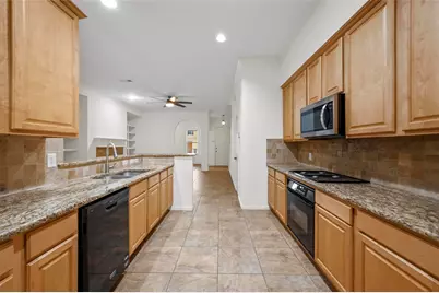 8234 Library Street, Frisco, TX 75034 - Photo 5