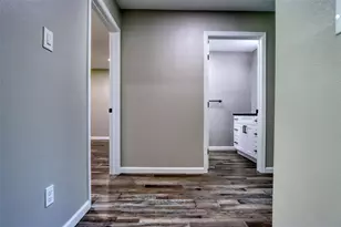 111 Kay, Robinson, TX 76706 - Photo 9