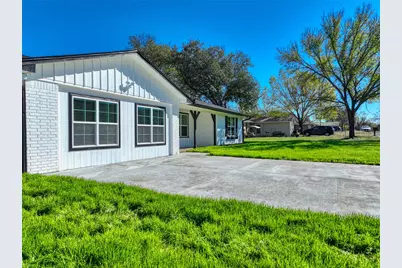 111 Kay, Robinson, TX 76706 - Photo 37