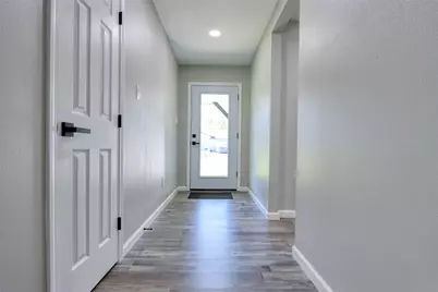 111 Kay, Robinson, TX 76706 - Photo 5