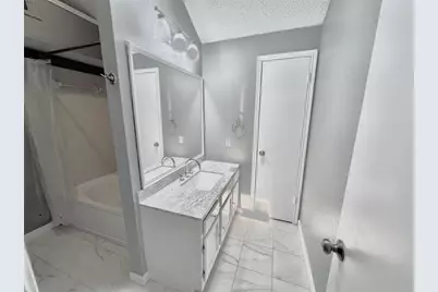 6419 Valleybrooke Court, Arlington, TX 76001 - Photo 15