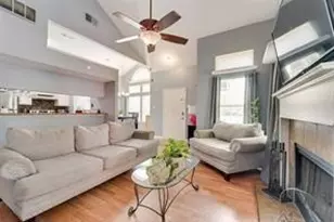 6419 Valleybrooke Ct, Arlington, TX 76001 - Photo 5