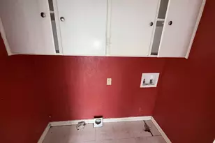 1805 Arrow Ln, Garland, TX 75042 - Photo 17