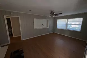 1805 Arrow Ln, Garland, TX 75042 - Photo 15