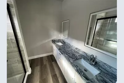 813 Sayle, Greenville, TX 75401 - Photo 11