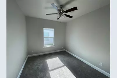 813 Sayle, Greenville, TX 75401 - Photo 7