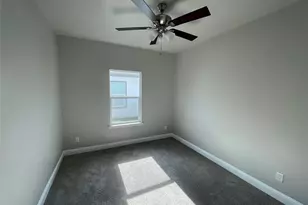 813 Sayle, Greenville, TX 75401 - Photo 7