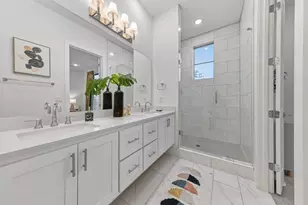 737 N Zang Blvd, Dallas, TX 75208 - Photo 13