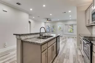 4019 Soloman Dr, Dallas, TX 75212 - Photo 13