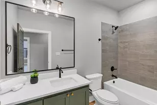 1010 Mustang Trail, Granbury, TX 76049 - Photo 17