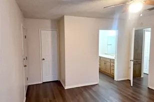 7045 Crosstimbers Ln, North Richland Hills, TX 76182 - Photo 15