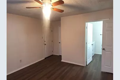 7045 Crosstimbers Lane, North Richland Hills, TX 76182 - Photo 13