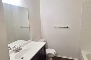 7045 Crosstimbers Ln, North Richland Hills, TX 76182 - Photo 9