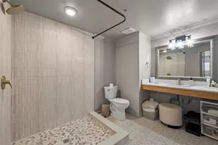 210 W 9th St, McGregor, TX 76657 - Photo 17