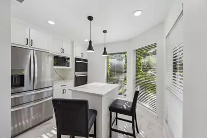 2000 E Branch Hollow Drive, Carrollton, TX 75007 - Photo 11