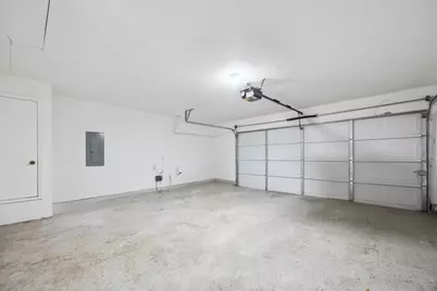 2000 E Branch Hollow Drive, Carrollton, TX 75007 - Photo 29