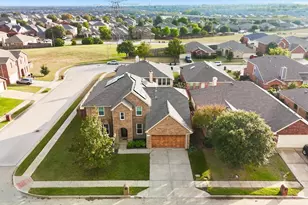 525 Bent Oak Dr, Fort Worth, TX 76131 - Photo 3