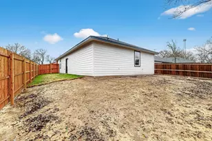 4523 Metropolitan Ave, Dallas, TX 75210 - Photo 21