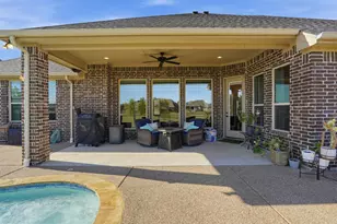 108 Spieth Ct, Granbury, TX 76048 - Photo 31
