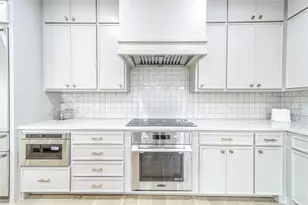 3601 Routh St, Dallas, TX 75219 - Photo 7