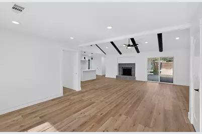 2203 Foxcroft Circle, Denton, TX 76209 - Photo 9