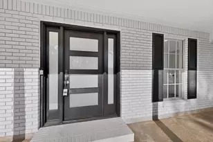 2203 Foxcroft Cir, Denton, TX 76209 - Photo 5