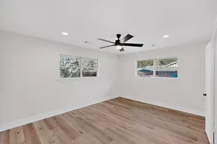 2203 Foxcroft Cir, Denton, TX 76209 - Photo 27