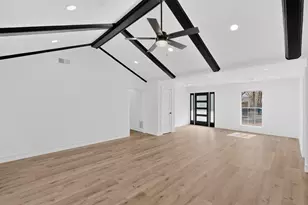 2203 Foxcroft Cir, Denton, TX 76209 - Photo 5