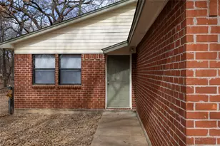 4938 Blue Water Cir, Granbury, TX 76049 - Photo 3