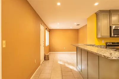 4938 Blue Water Circle, Granbury, TX 76049 - Photo 9