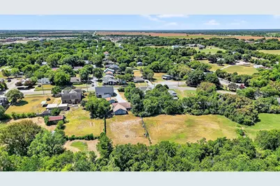 602 1/2 W Grand Street, Whitewright, TX 75491 - Photo 33