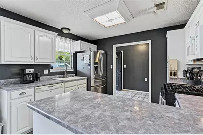 602 1/2 W Grand Street, Whitewright, TX 75491 - Photo 9