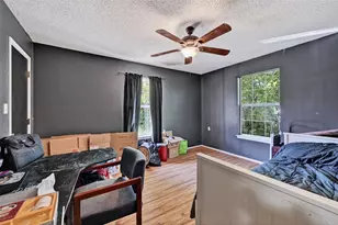 602 1/2 W Grand St, Whitewright, TX 75491 - Photo 23