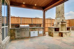 415 Sleepy Creek Dr, Frisco, TX 75036 - Photo 33