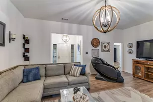 1217 Banks St, River Oaks, TX 76114 - Photo 7