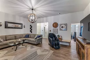 1217 Banks St, River Oaks, TX 76114 - Photo 11