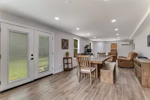 1217 Banks St, River Oaks, TX 76114 - Photo 17