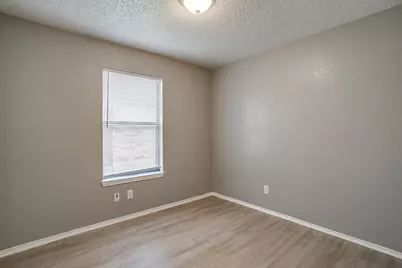 312 Briar Circle W, Crowley, TX 76036 - Photo 13