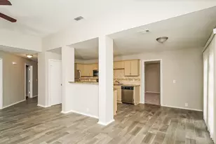 234 Fordham Dr, Glenn Heights, TX 75154 - Photo 3