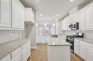 1033 Nighthawk Trl, Alvarado, TX 76009 - Photo 9