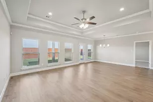 1033 Nighthawk Trl, Alvarado, TX 76009 - Photo 5